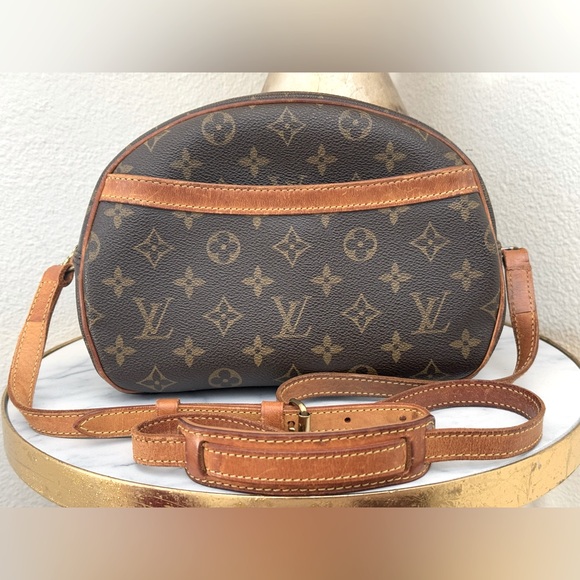 LOUIS VUITTON Monogram Blois Crossbody/Shoulder Bag - Picture 2 of 15